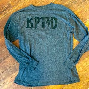 M&O Gold Long sleeve Tee